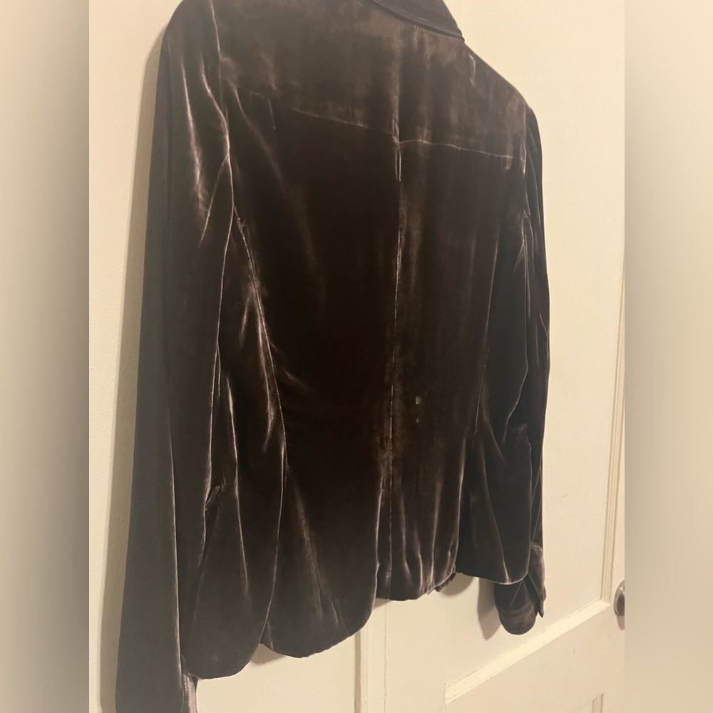 Blazer - Picture 6 of 8